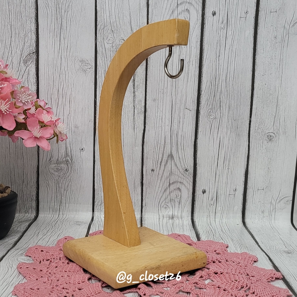 Wooden Pomerantz Banana Hanger
